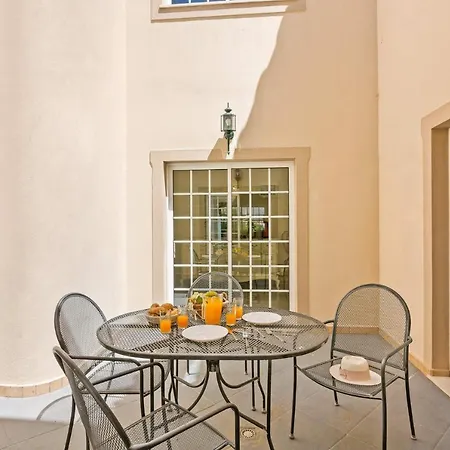 Ritzy By Plus Villa *