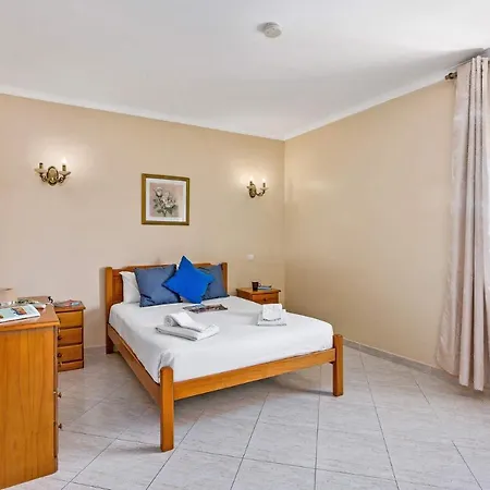 Ritzy By Plus * Albufeira